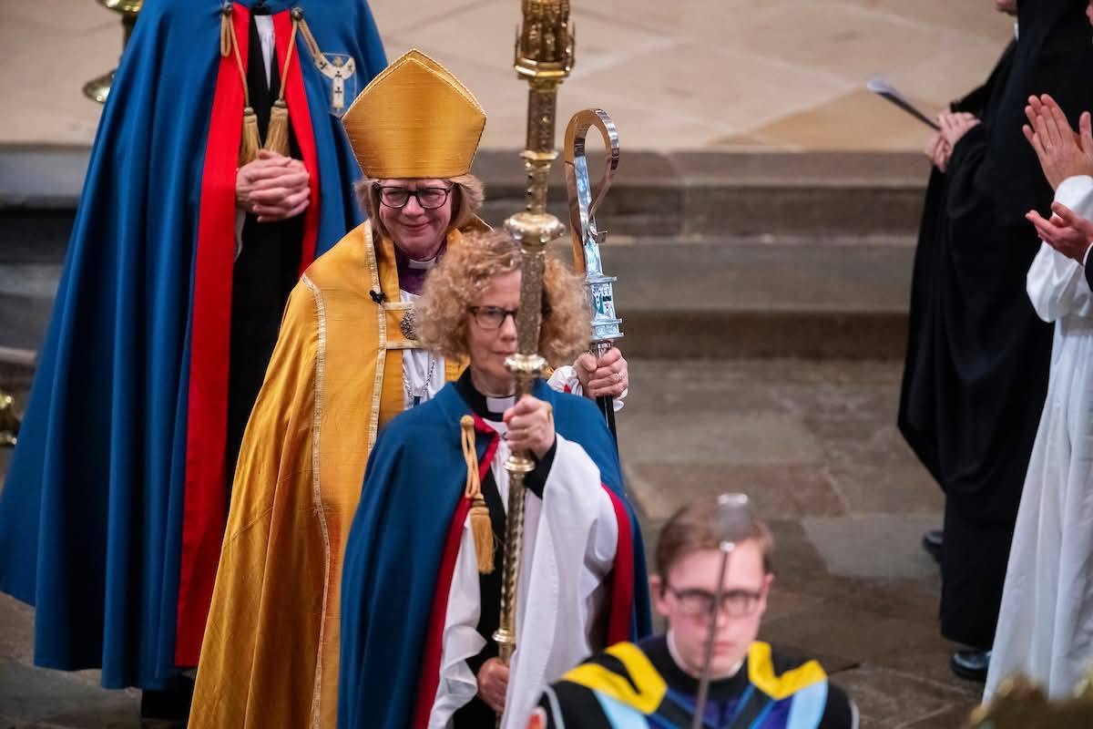 Enthronement gallery 4